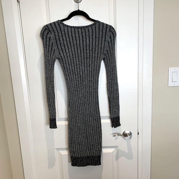 Dynamite sweater dress - Picture 2 of 4
